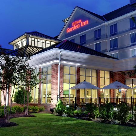 Hilton Garden Inn Waldorf Esterno foto